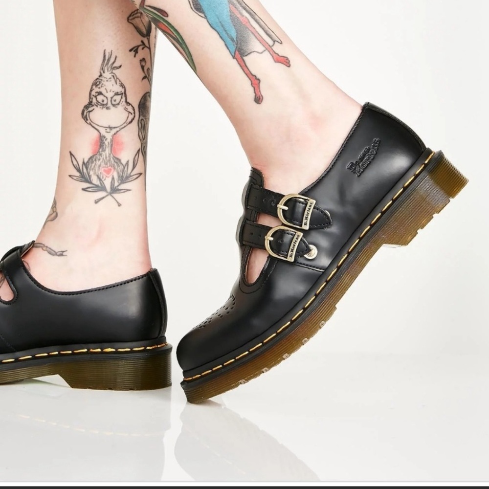 8065 Dr. martens maryjane